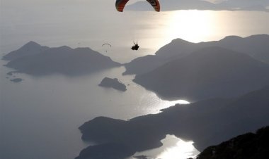 حق تقدم پرواز در پاراگلایدر با کیست و چطور تشخیص بدهیم.