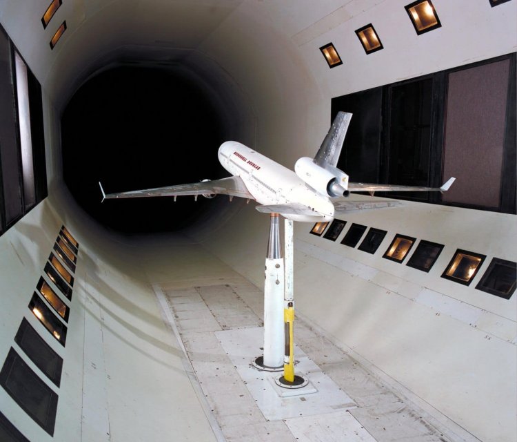 آشنایی با تونل باد wind tunnel