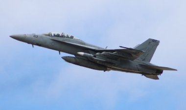 بررسی موشک هوا به هوای برد بسیار بلند AIM-174B